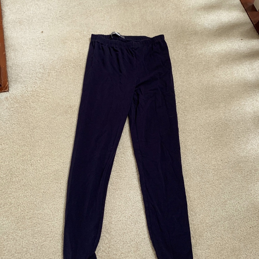 Black comfortable leggings for teens